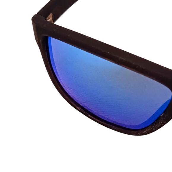 Panama Jack Sunglasses POLARIZED Blue Lens BLACK Frames 400 UV Modern - Picture 12 of 16